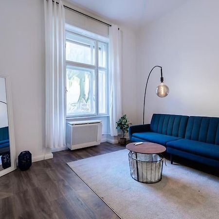 Stylish Central Apartment Budapest Luaran gambar