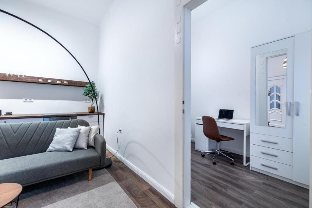 Stylish Central Apartment Budapest Luaran gambar